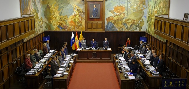 El Cabildo aprueba el presupuesto de 702 millones para 2017