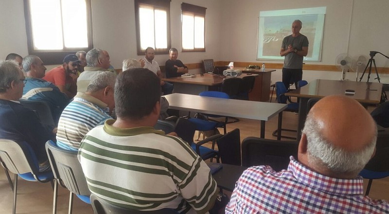 Mog�n presenta la rehabilitaci�n de El Perchel a Pescadores de Arguinegu�n