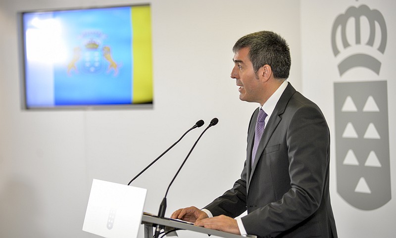 Clavijo apunta a 2017 como un a�o �estrat�gico� para el despegue econ�mico de las Islas