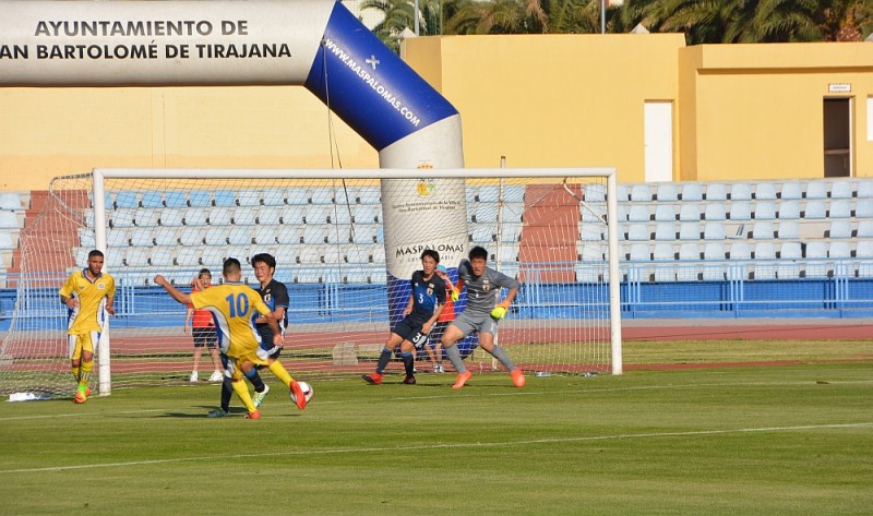 Jap�n se impone a  Canaria en el inicio del Torneo del Atl�ntico    