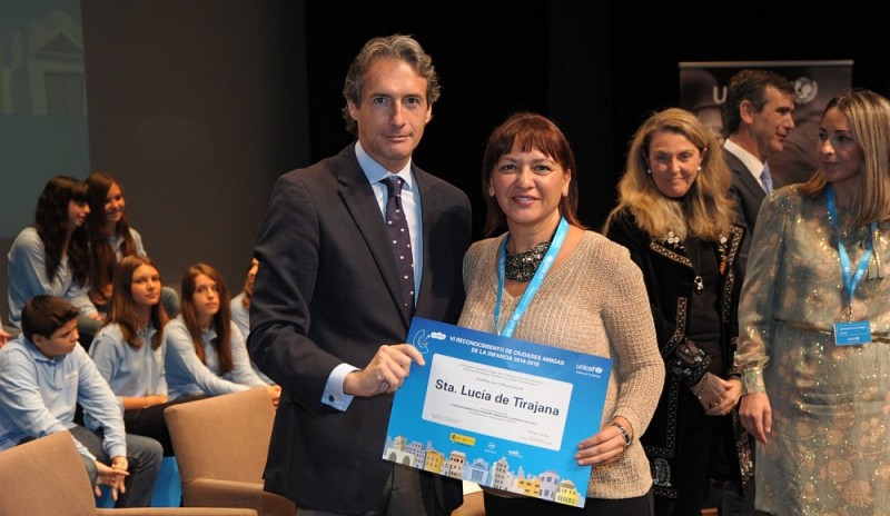 Santa Luc�a participa en el Encuentro de Ciudades Amigas de la Infancia en Los Realejos 