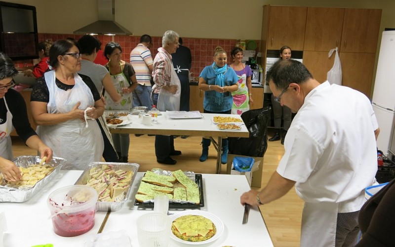 Santa Luc�a ense�a a asociaciones vecinales a solicitar subvenciones