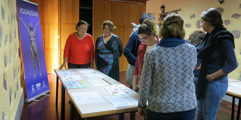 El Ayuntamiento se suma al paro de mujeres en el D�a de la Mujer Trabajadora