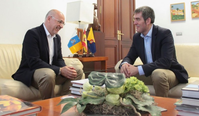 Clavijo y Morales apuestan por la cooperaci�n para diversificar la econom�a de Gran Canaria