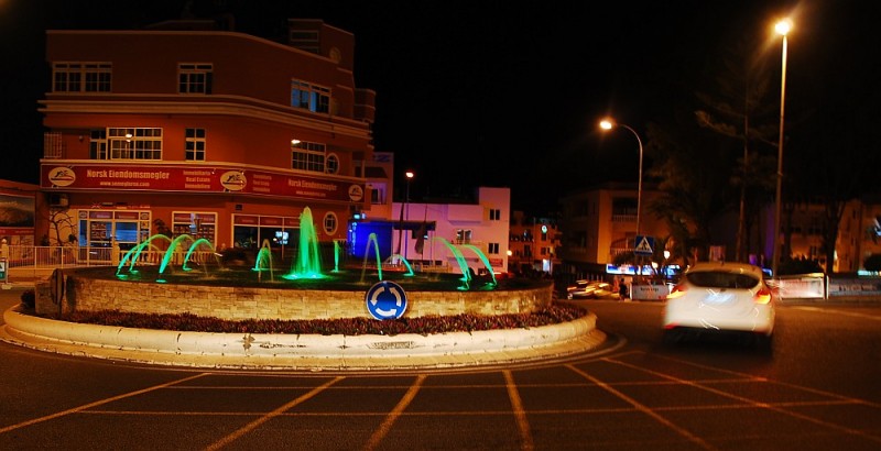 Mog�n ilumina Arguinegu�n de verde por el D�a de San Patricio 