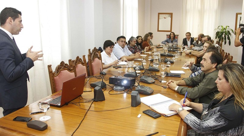 Turismo extender� la formaci�n tur�stica de Hecansa a  islas no capitalinas