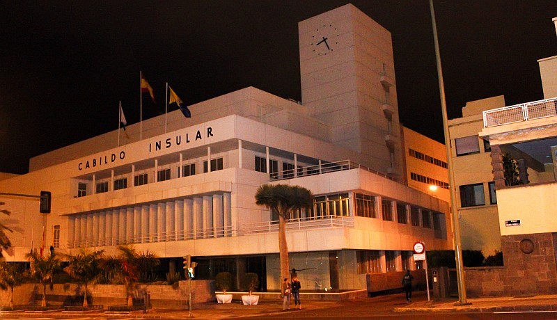 El Cabildo se suma al apag�n mundial por la �Hora del Planeta� 