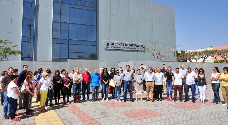 Maspalomas condena el asesinato machista de la joven Yurena L�pez 