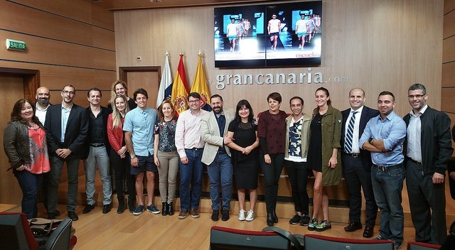Once firmas abren el primer curso de la Escuela Gran Canaria Moda C�lida