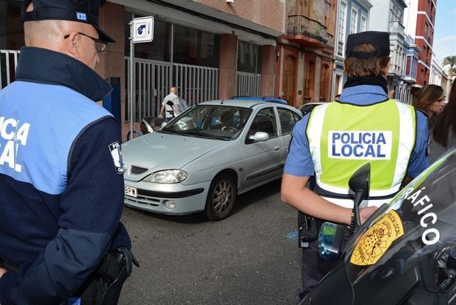 La Polic�a Local de Mog�n logra el primer desahucio de un delito de usurpaci�n de un inmueble 