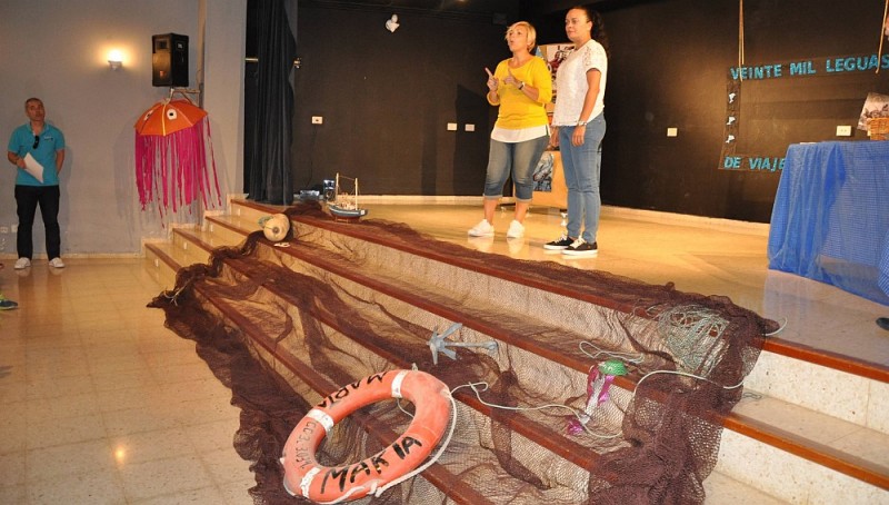 Tirajana pone en marcha su primer �apadrinamiento lector� con 180 escolares de El Pajar