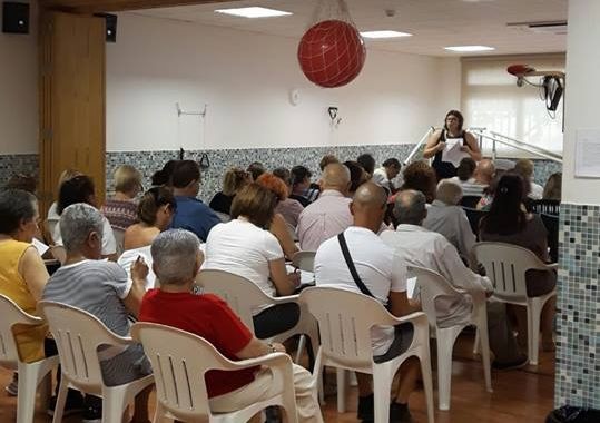 Mog�n contin�a apoyando a los cuidadores de personas dependientes 