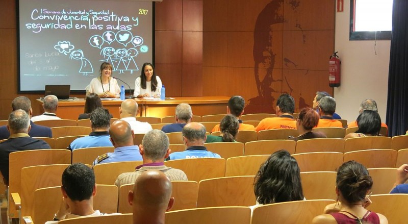 Santa Luc�a celebra unas jornadas por la convivencia positiva con escolares