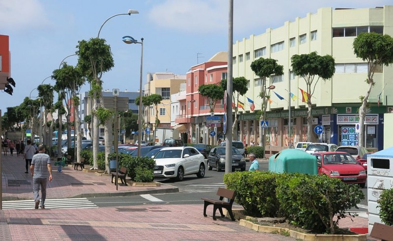 Santa Luc�a instala tres zonas de juegos en la Avenida de Canarias