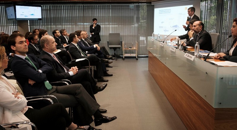 Canarias liga la llegada de inversiones a la creaci�n de empleos cualificados