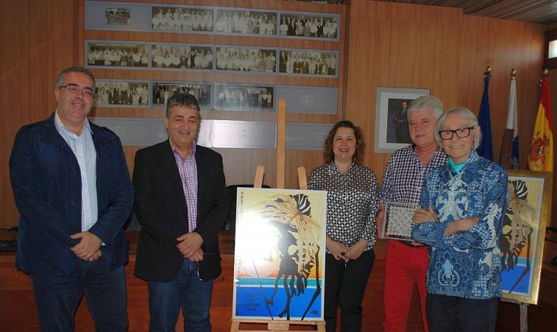 Pepe D�maso presenta el cartel dise�ado para el  XXII Festival Internacional de Folklore de la Villa de Ingenio 