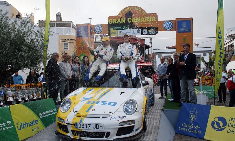 Enrique Cruz-Yeray Mujica ganadores del Rallye Isla de Gran Canaria