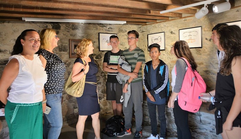 Estudiantes del IES El Tablero exponen ��nima-Animal� la Casa Saturninita