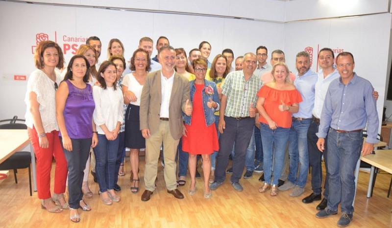�ngel V�ctor Torres presenta su candidatura a la Secretaria General del PSOE en Canarias 