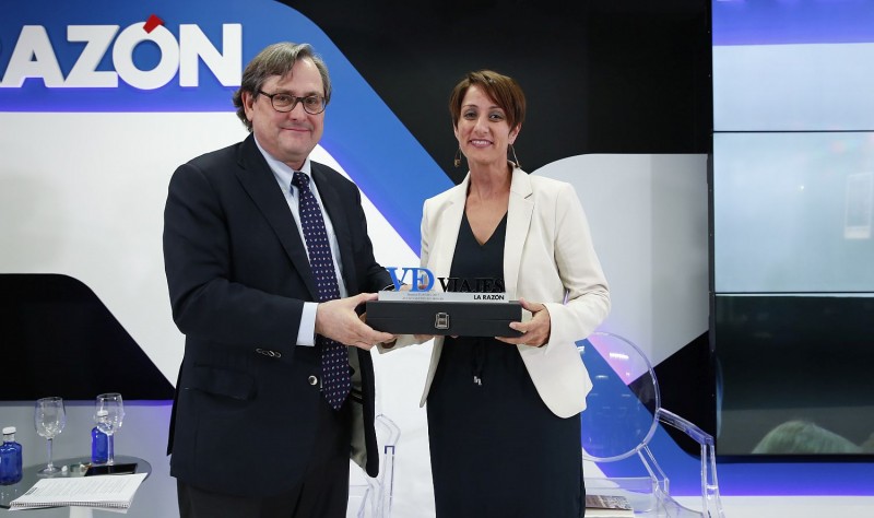 Mog�n recibe el �Premio al mejor municipio tur�stico de Canarias� del diario La Raz�n