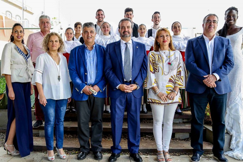 Indonesia, Portugal, Senegal, India, Bulgaria y Espa�a participan en el XXII Festival de Folklore de Ingenio