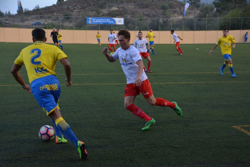 Tunte celebra el primer amistoso de pretemporada de la UD Las Palmas