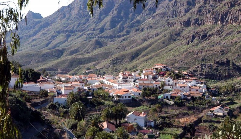 La Mancomunidad de las Median�as prev� el velatorio y la cancha deportiva de Fataga