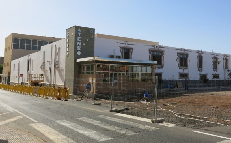 El Ateneo de Vecindario contar� con una plaza y un peque�o escenario al aire libre