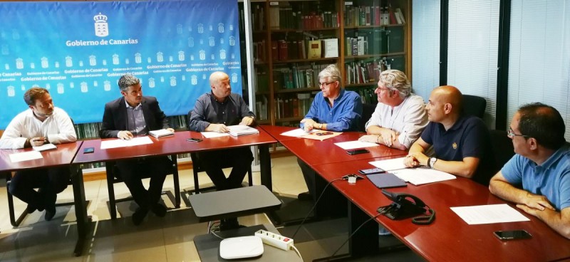 El Gobierno estudia la propuesta de AVIBO para mejorar el POSEI del vino 