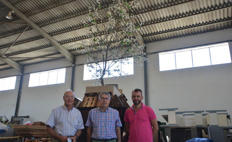 San Bartolom� de Tirajana bendice su carreta de Teror dedicada al almendro en flor