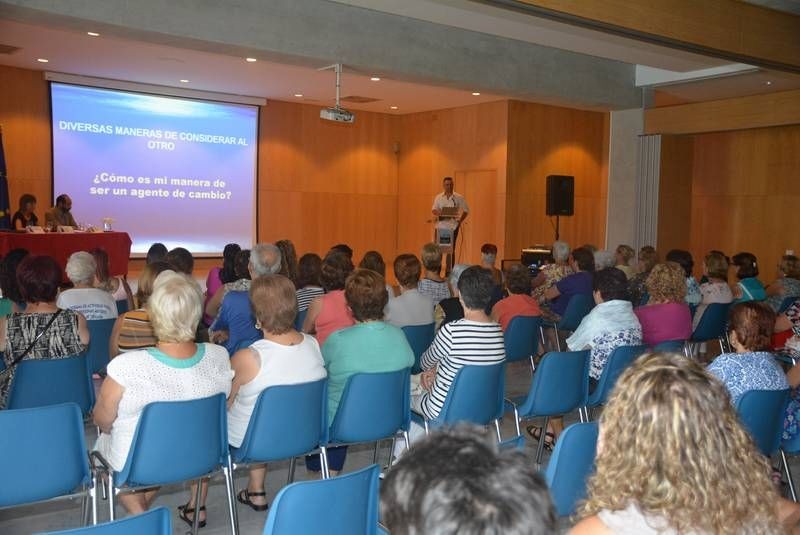 Maspalomas celebra una jornada formativa sobre las decisiones dif�ciles en los casos de Alzheimer