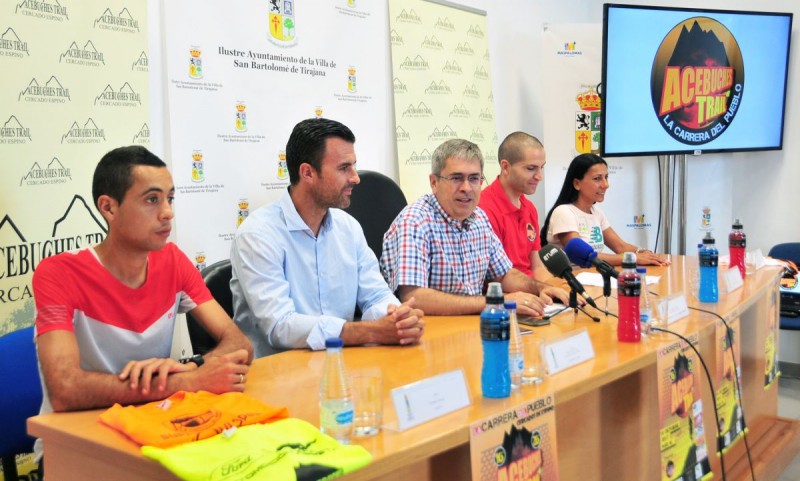 Cercados de Espino acoge la IV Acebuches Trail   