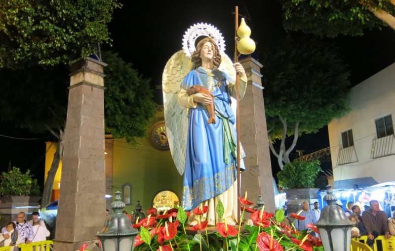 Las fiestas de San Rafael, hasta el 29, arrancan con el preg�n y varios conciertos  