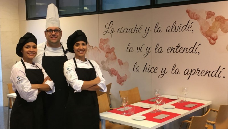 Cuatro estudiantes de Hoteles Escuela de Canarias en la final del concurso GmChef �Alimenta tu talento�