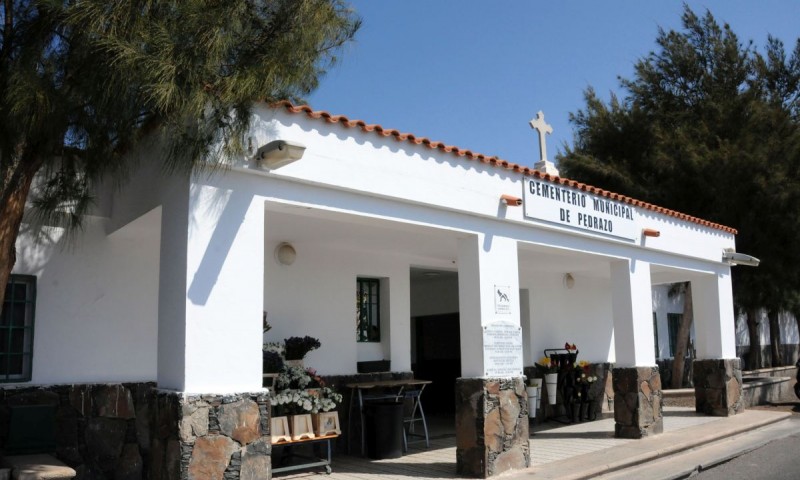 Tirajana define los horarios de los cementerios del municipio para los pr�ximos d�as  