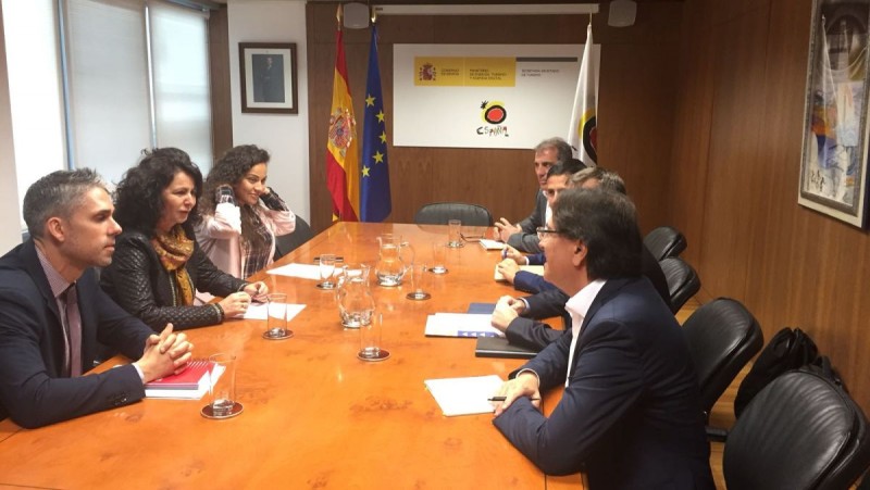 Matilde Asi�n cierra una inversi�n de 8 millones de euros en infraestructuras tur�sticas para Canarias