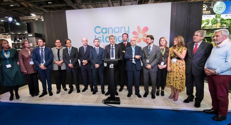 Clavijo apuesta por la mejora las infraestructuras para mantener el mercado brit�nico