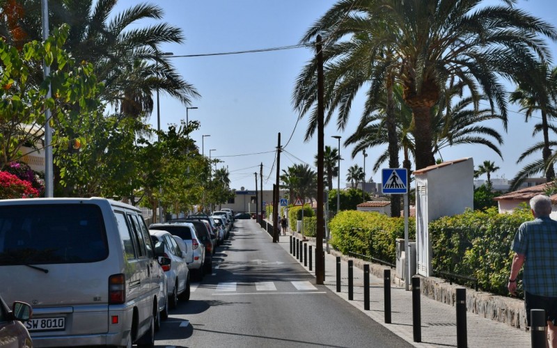 Mog�n y Telef�nica acuerda el traslado de los postes de la calle Princesa Guayarmina 