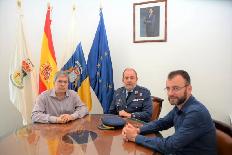 El nuevo director de la Estaci�n Espacial visita el Ayuntamiento