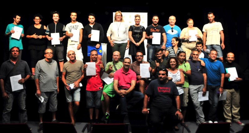 Maspalomas clausura el curso de mantenimiento de piscinas, de intervenci�n sociocomunitaria 