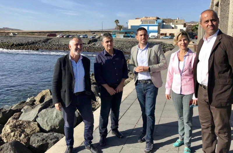 El Cabildo inicia el expediente para la continuaci�n del paseo mar�timo de El Burrero