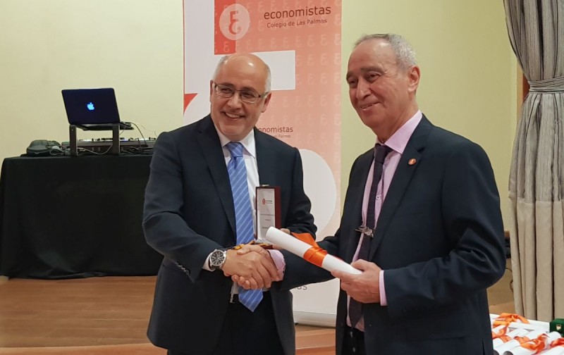 El Colegio de Economistas distingue Ant�nio Morales por la defensa del desarrollo sostenible 