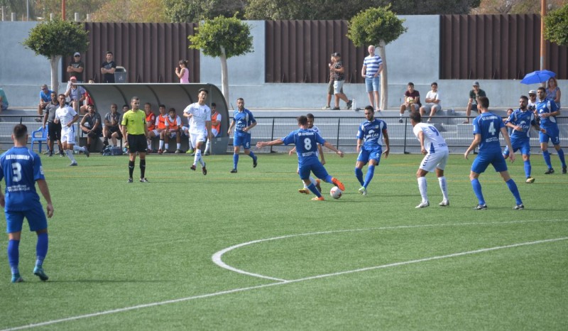 El San Fernando saca un empate en el Puerto de la Cruz frente al Vera 1 - 1