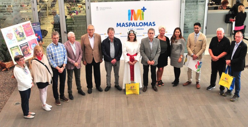 San Bartolom� cumple con la tradici�n y acoge a la �Luc�a Sueca� en Maspalomas  