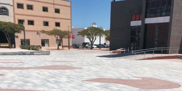 El Cabildo rejuvenece la plaza de El Tablero 