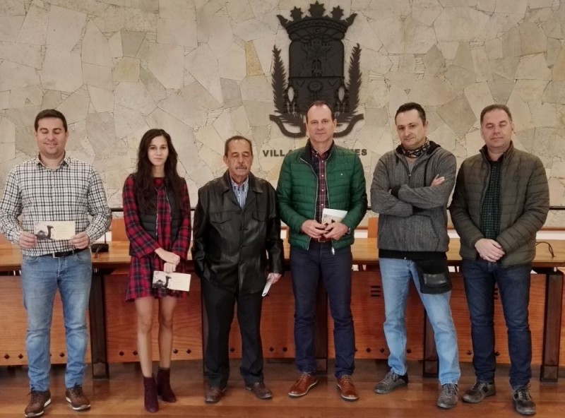 Ag�imes presenta su programa de Navidad