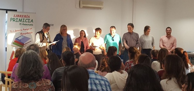 Tirajana premia a los participantes de los concursos navide�os de redacci�n y dibujo