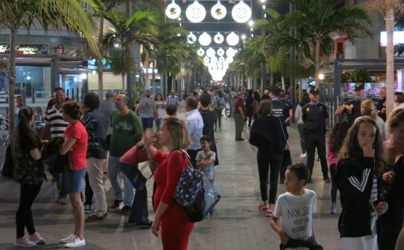 La Navidad en Santa Luc�a llena este viernes zona la peatonal  de villancicos 
