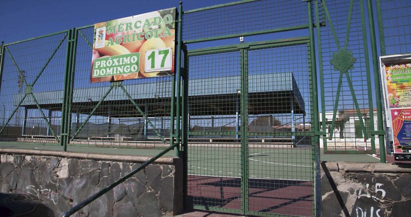 El Ayuntamiento suspende el mercado agr�cola de Maspalomas en plena campa�a navide�a