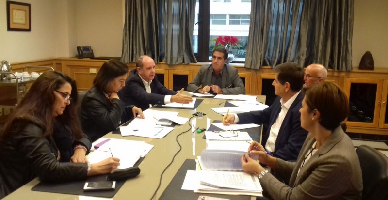 El Gobierno coordina actuaciones para garantizar la aplicaci�n del bono social 